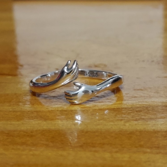 925 Sterling Silver Hug Warmth and Love HandAdjustable Ring for Women Party - Picture 6 of 7